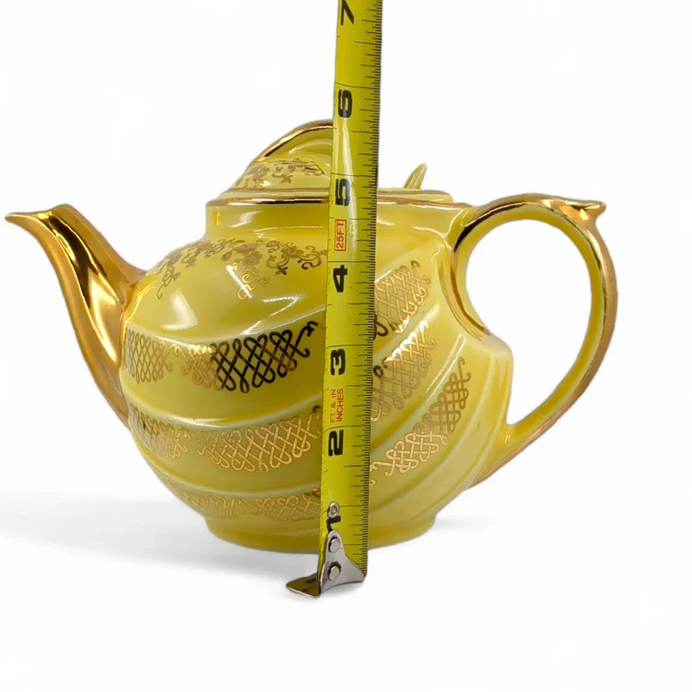 Hall Teapot 0799‎ 6 Cup Yellow and Gold Metalic Trimmed Made in USA